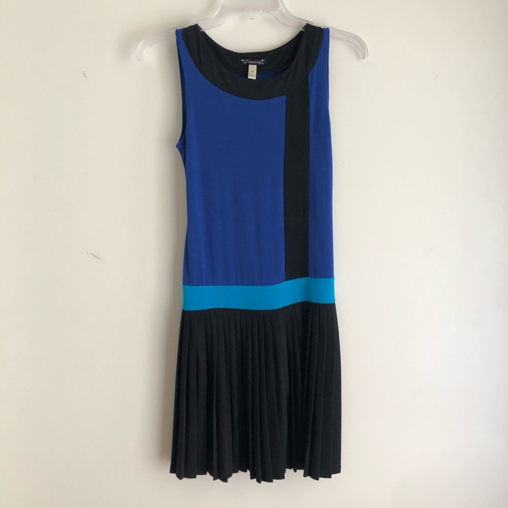 Girl’s Xtraordinary Dress Size 14